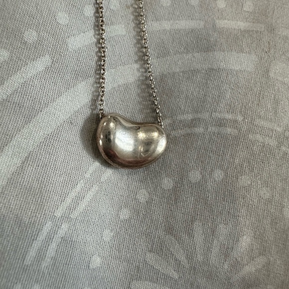 Silver Bean Necklace Magnet Closure 16